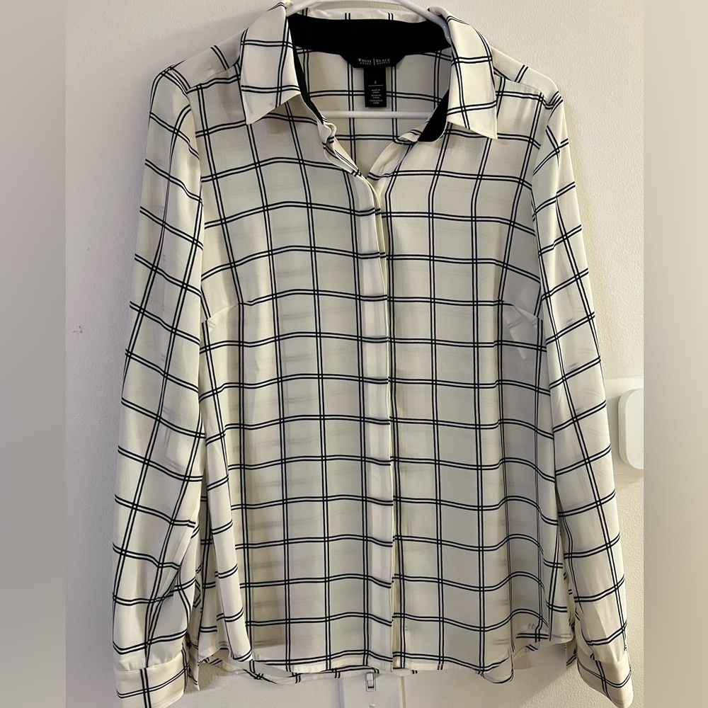 Black and white flannel print/ checker print blouse size 8